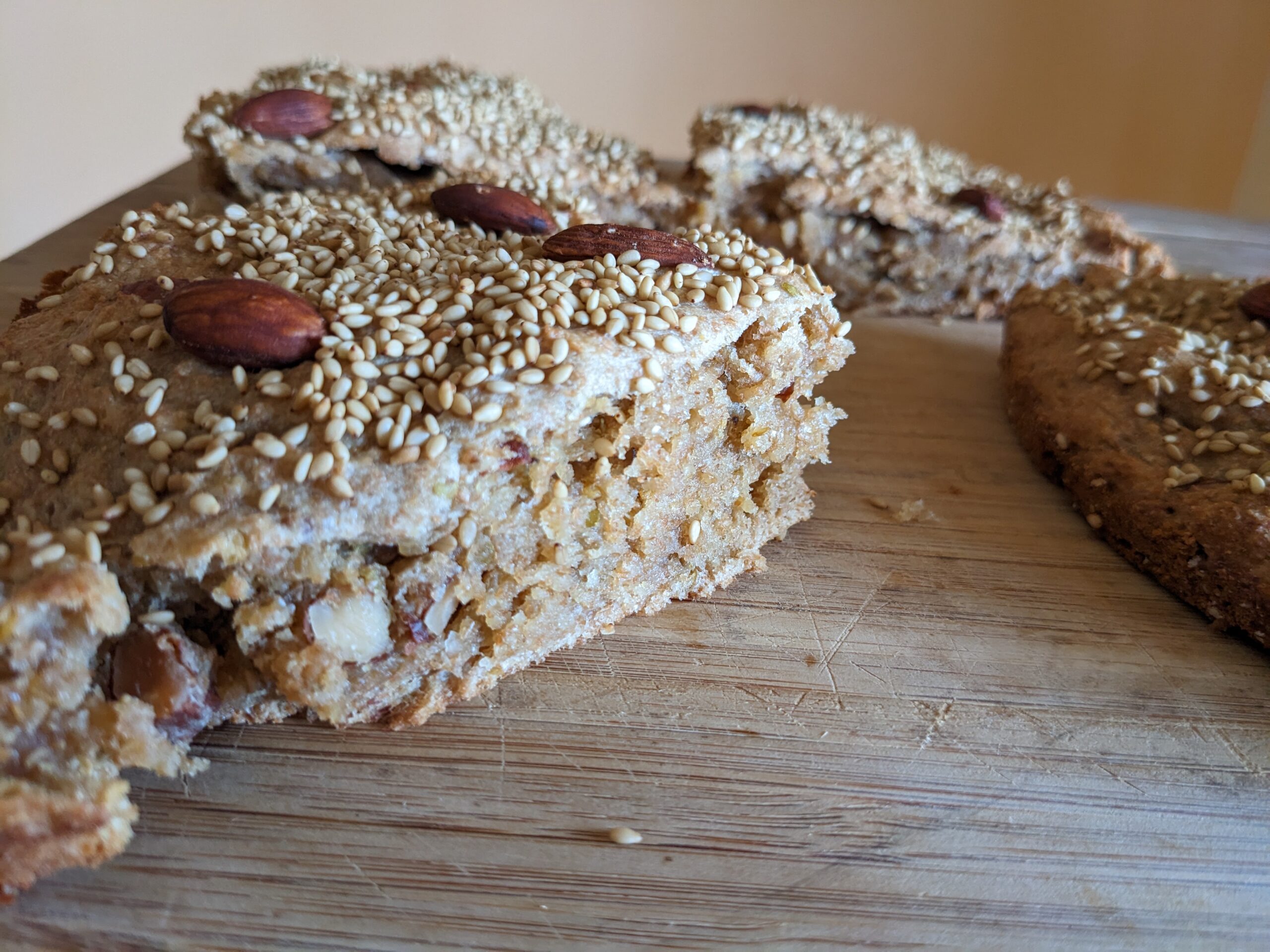 link: Vegan Wholewheat Banana, almond, lulo bread